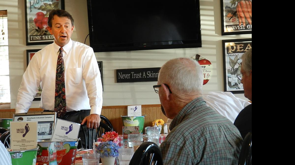 
John Anderson, contract planner for the city of Riverbank, speaks at a luncheon Tuesday of the Riverbank Chamber of Commerce. 
