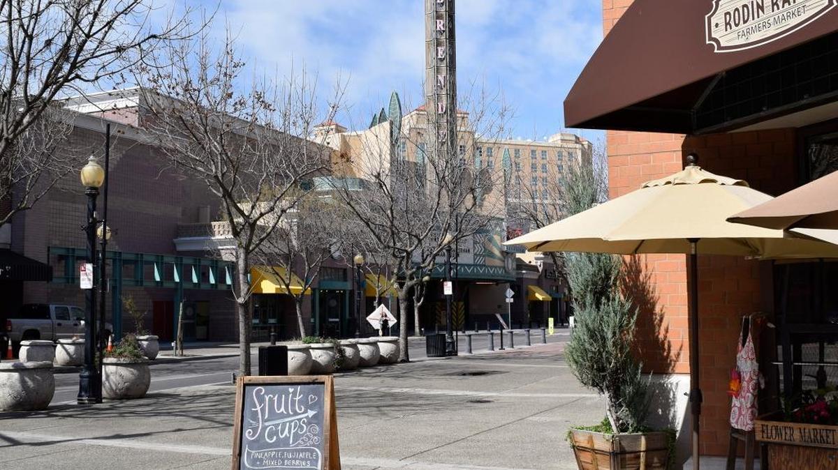 The Modesto Certified Farmers Market and the nonprofit Modesto Improvement Partnership plan to bring an evening farmers market to 10th Street between I and K streets in May or June.