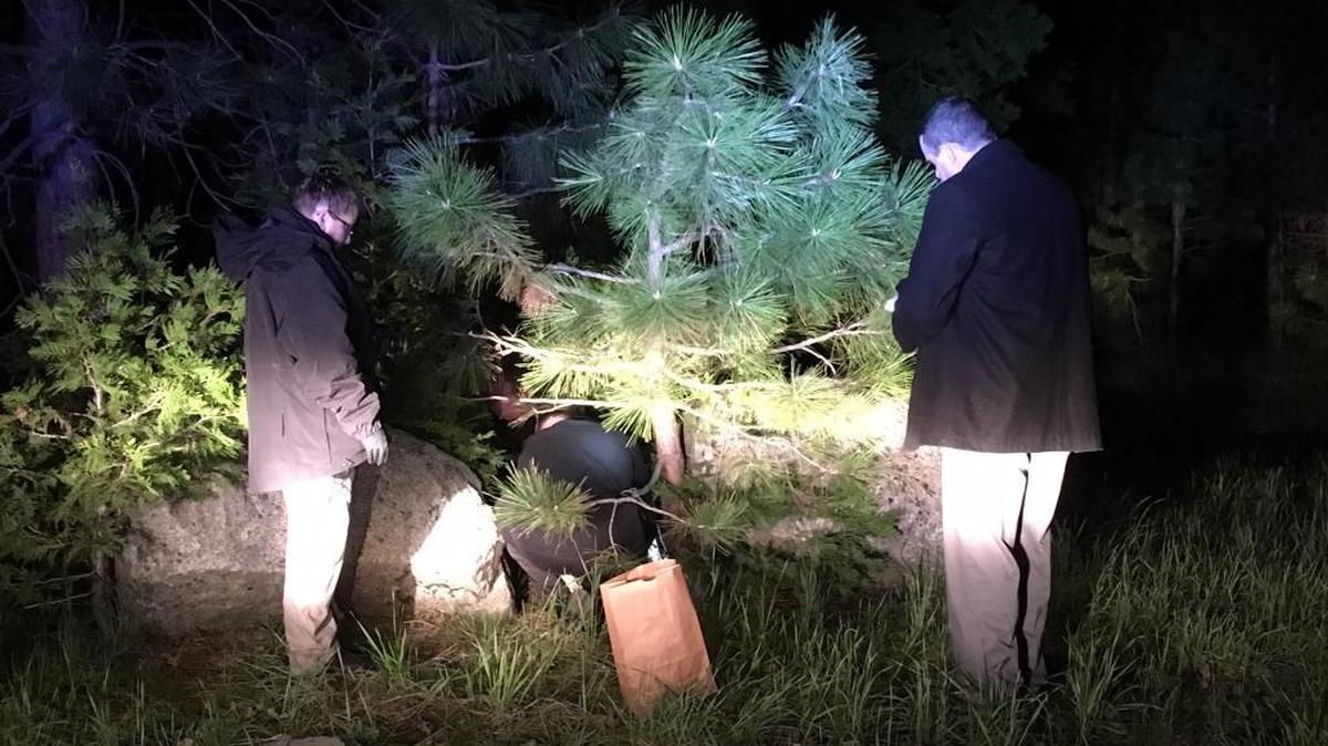 Human remains were found in Pinecrest on Thursday, April 28, 2016, authorities said. The Tuolumne County Sheriff’s Department said the remains were found by a resident in the area of Highway 108 and Old Strawberry Road.