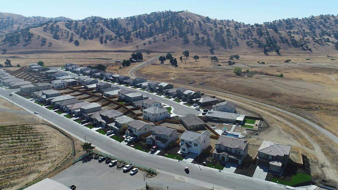 Agency again threatens to shut off water to Diablo Grande community in Stanislaus