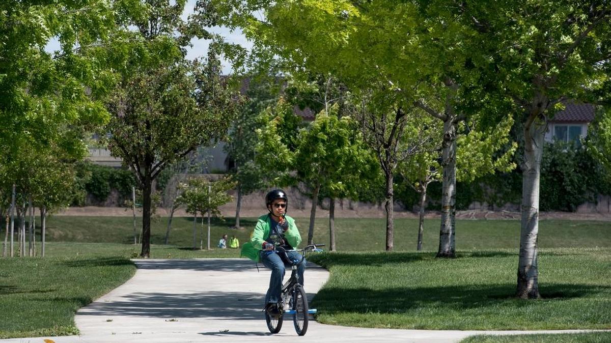 Modesto city leaders are expected Tuesday, April 26, 2016, to consider easing outdoor watering restrictions and raising sewer rates.