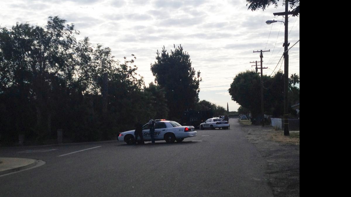 
A documented member of the Norteño gang is behind bars after Stanislaus County sheriff’s deputies and SWAT team members served a warrant Thursday morning.
