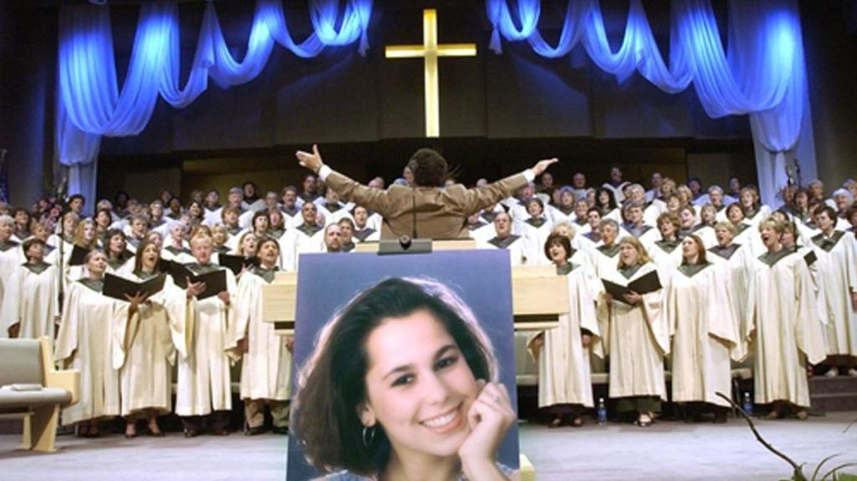 Laci Peterson’s memorial service in Modesto, May 2003. Authorities believe her husband, Scott Peterson, killed her in their home Dec. 23 or 24, 2002.