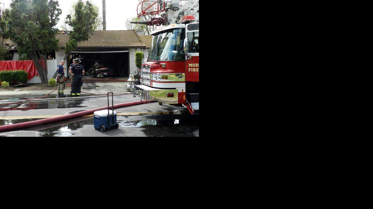 
A man died early today (03-15-15) in a Modesto house fire. Fire officials believe the man lived in the home on the 2700 block of El Pasado Drive and was about 60 years of age. Officials are working to establish the man's identity, and the cause of the fire is under investigation.
