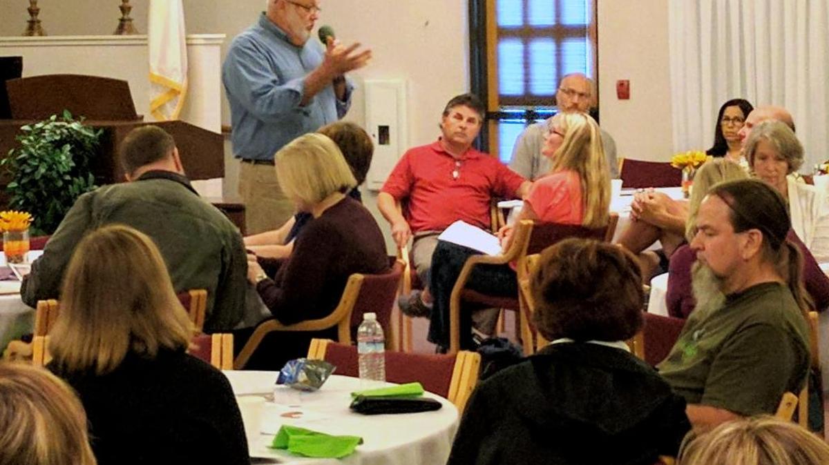 Retired Riverbank High counselor Tim Fast answers teachers’ questions about retirement at a CalRTA Stanislaus Demystifying Retirement event in Turlock, CA, on Oct. 25, 2016.