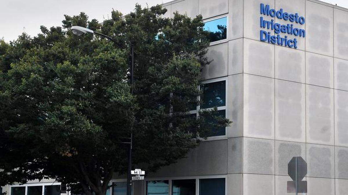 
The Modesto Irrigation District board is expected Tuesday to reject Modesto City Hall’s restated claim that MID should pay the final $9 million in cost overruns from the botched expansion of a water treatment plant near Waterford. 
