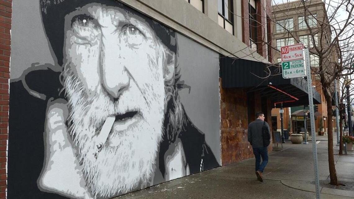 Modesto News: Downtown mural remembers homeless man
