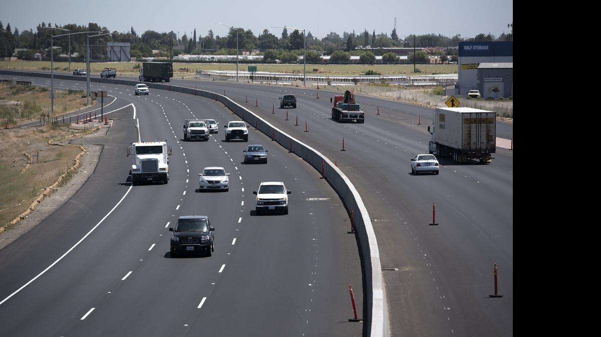 
Highway 99 has expanded from four to six lanes in the Manteca area as seen here from Lathrop Road in Manteca on Wednesday.
