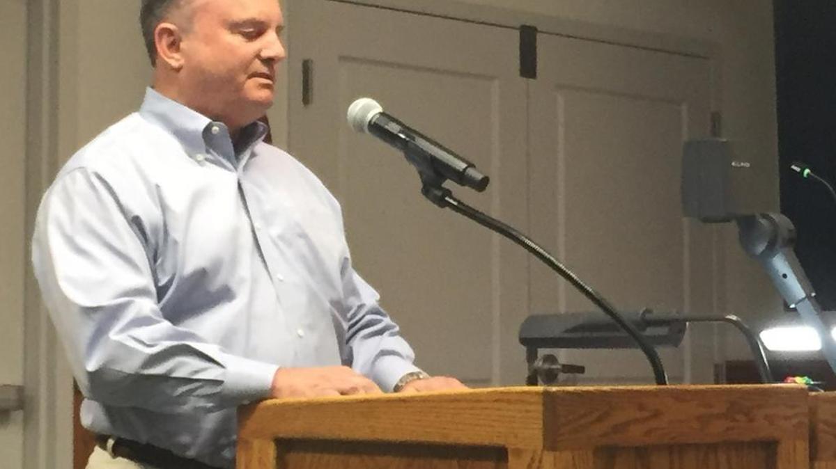 Former Turlock Mayor Brad Bates threatens to report Turlock City council members to the California Fair Political Practices Commission if they fail to recuse themselves from a future vote on the weekly farmers market on March 2.