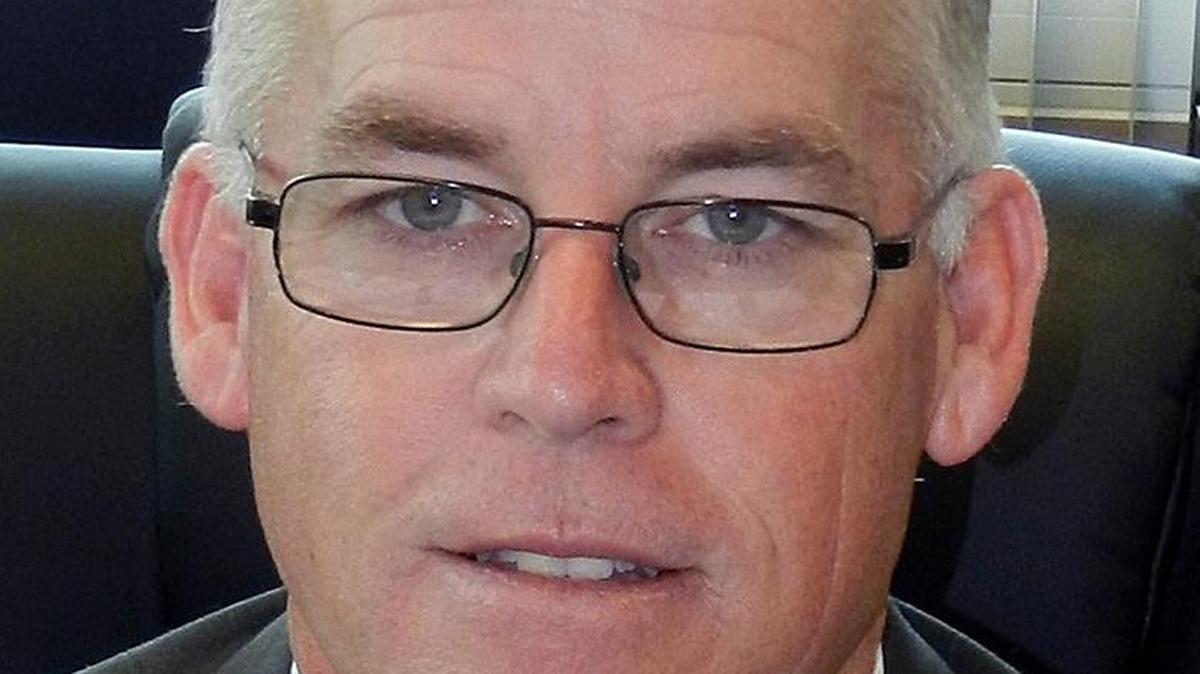 Former Turlock police chief Gary Hampton will take over as city manager on April 1. Hampton will step down as police chief and public safety director in Tracy.
