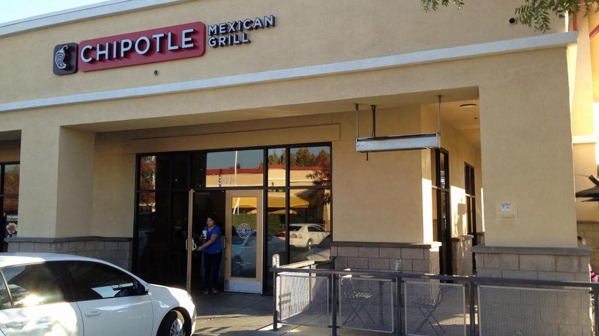 Chipotle in Turlock was open on Friday, Nov. 20, 2015, even after it was reported that two cases in a new outbreak of E. coli were linked to the Turlock, Calif., store at Monte Vista Crossings.