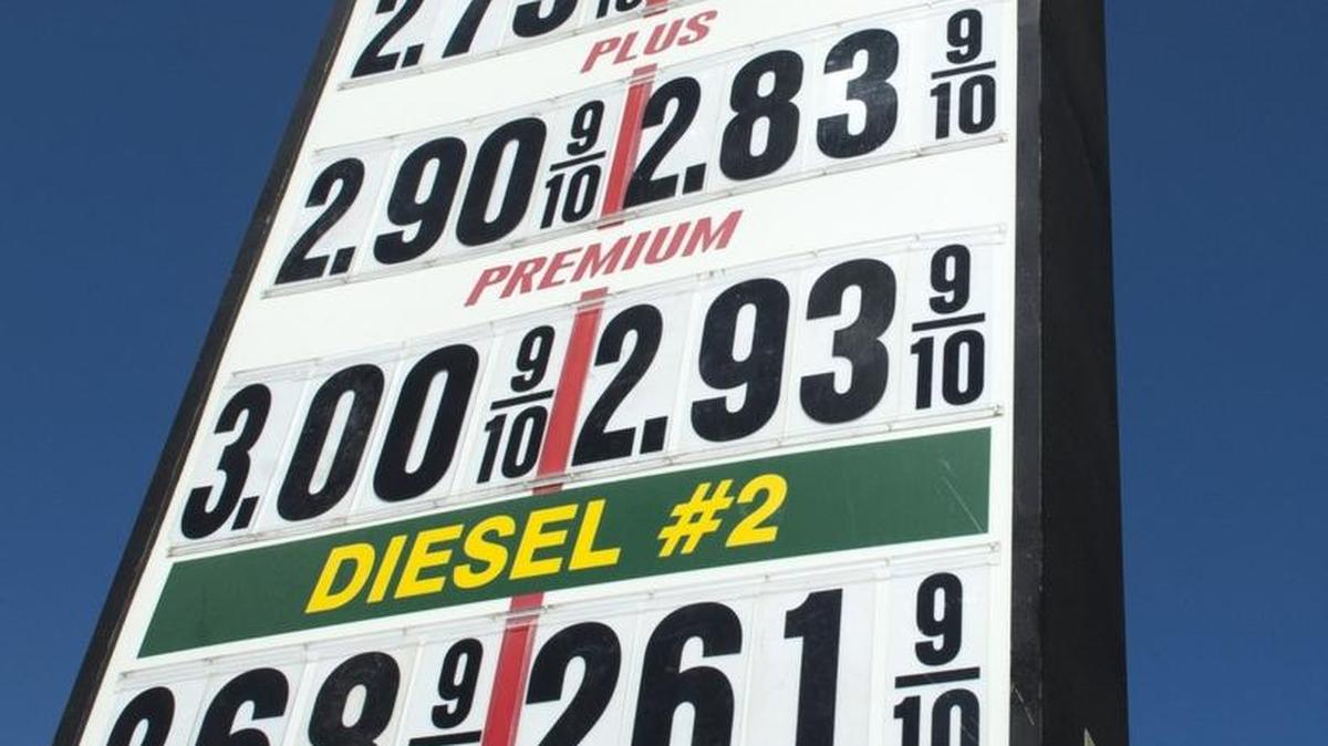 
Several local service stations, such as Modesto Truck Plaza, are selling gas at below the state average, which was $3.35 on Monday, Aug. 31. . AAA put the average in Modesto at $2.96 per gallon, down 10 cents from a week ago and 75 cents from a year ago.
