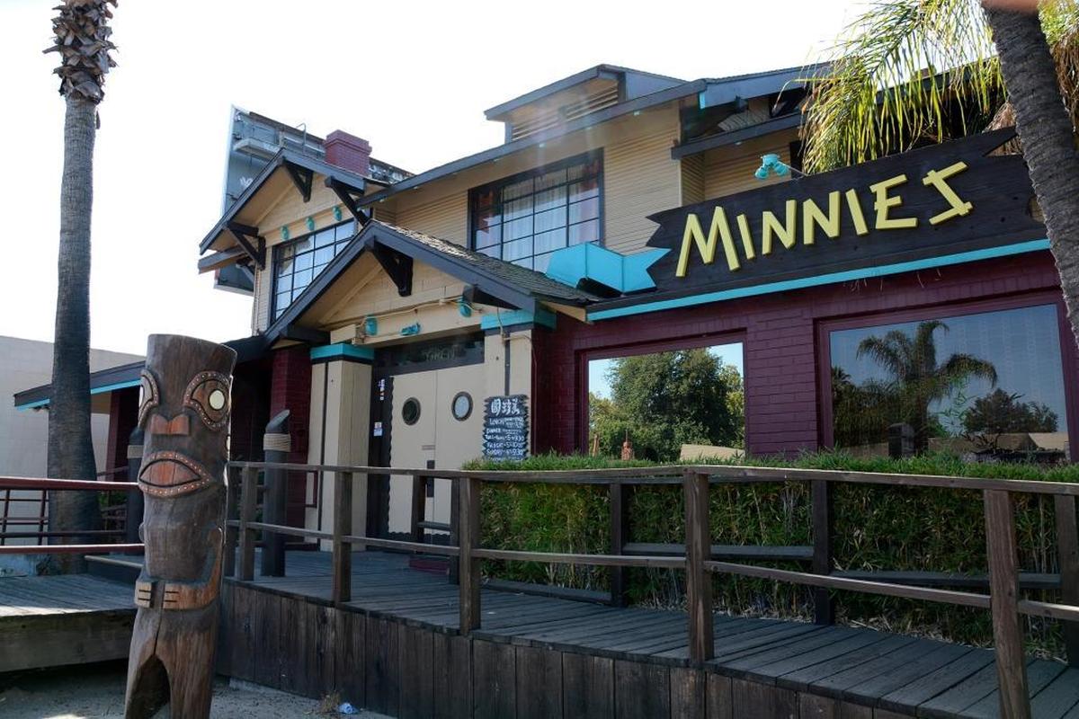 The exterior of Minnie’s Restaurant on McHenry Avenue Sept. 22, 2017 in Modesto, Calif. The restaurant’s signature cocktail is called “The Jerk.”
