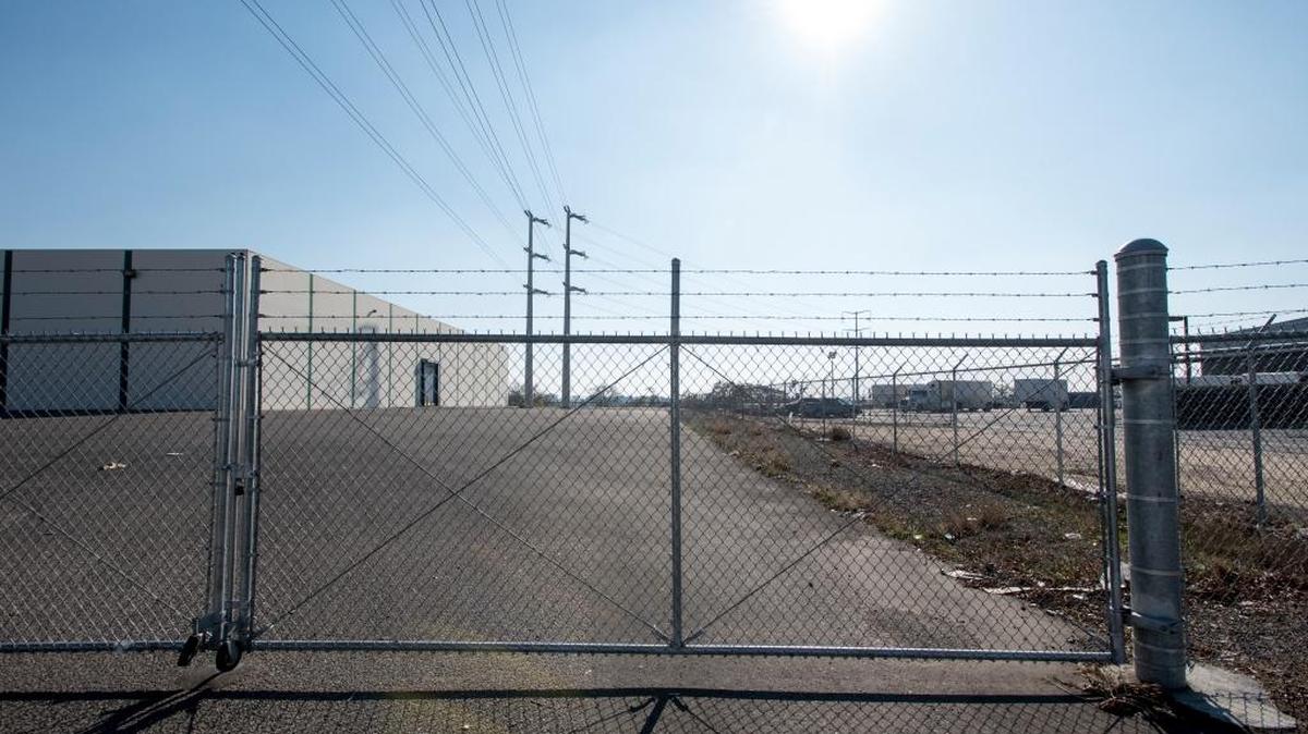 Garner Road dead-ends at the Del Monte facility on Finch Road in Modesto.