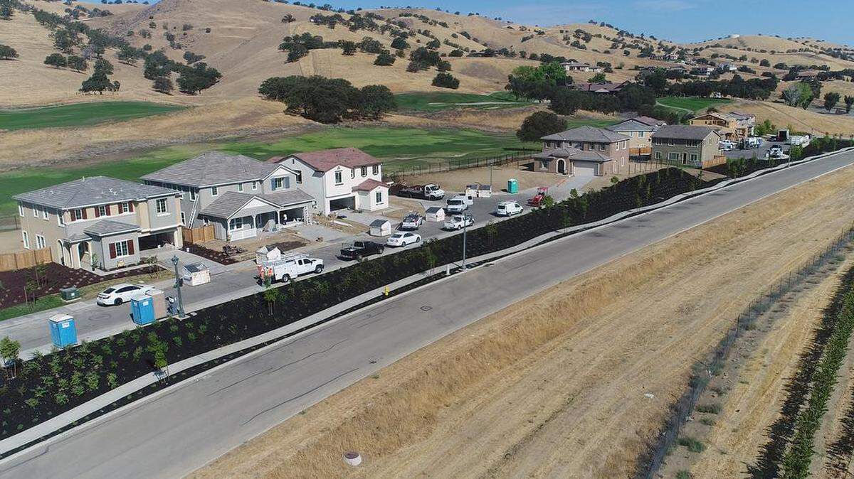 Diablo Grande, the gated community west of Patterson, Calif. is pictured on Thursday Sept. 6, 2018. This area is along Diablo Grande Parkway near Pinot Noir Drive.