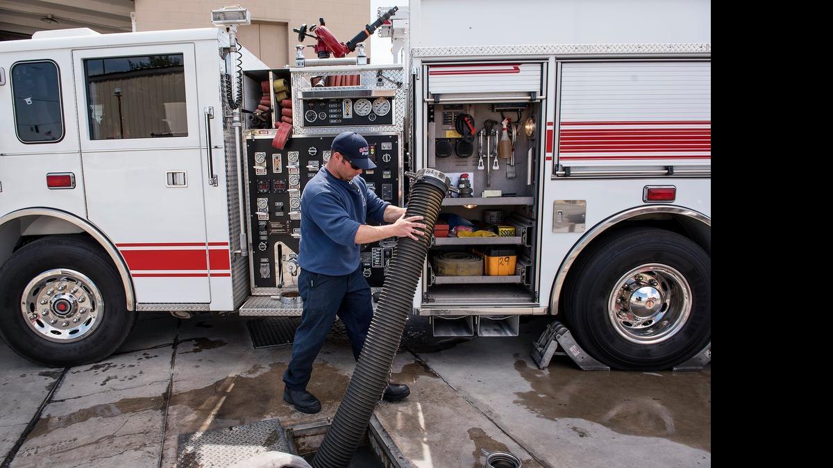 
The Salida Fire District is asking property owners if they support assessments to provide full-time staffing for a second fire station. A taxpayers group says fire suppression services must be funded by property taxes and other general taxes.
