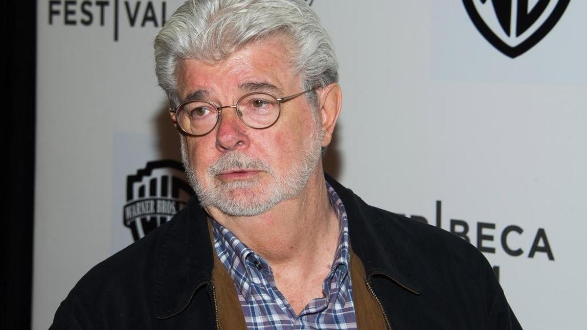 Modesto native George Lucas knows many autograph seekers are just looking to make money.