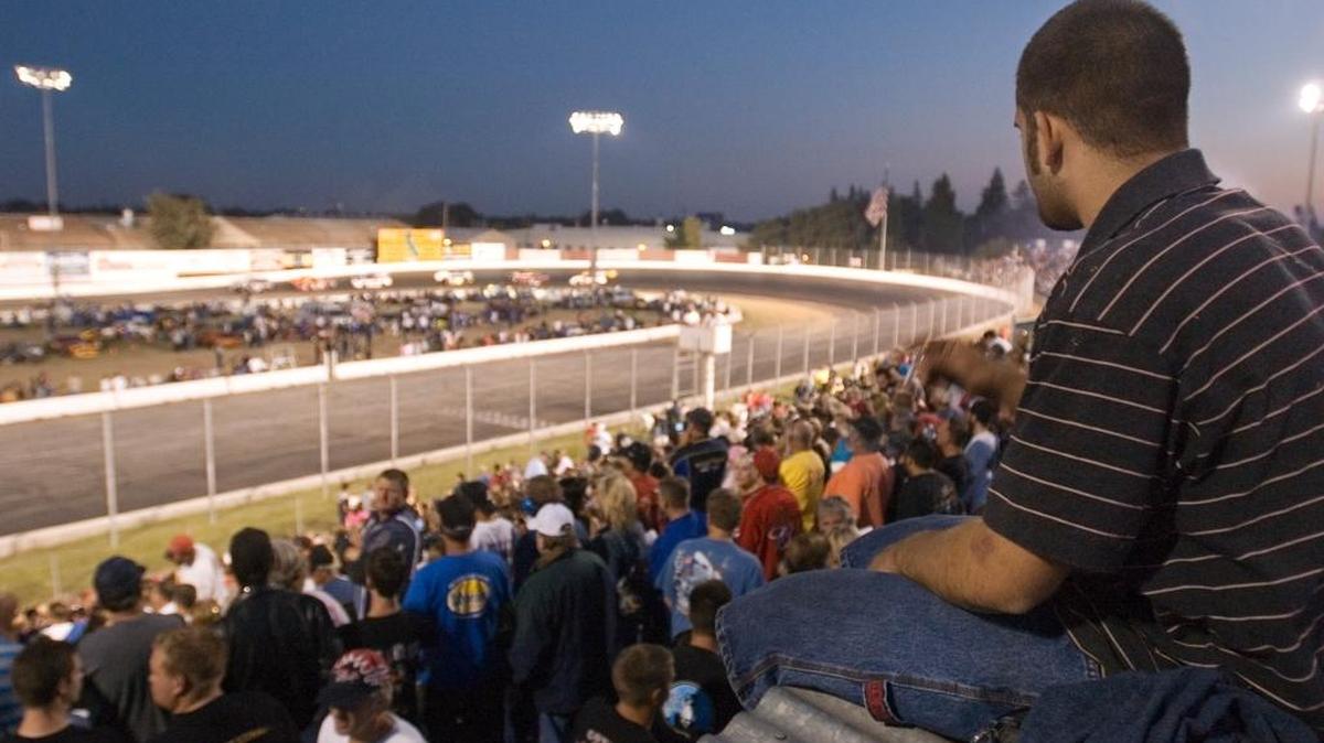 Fans get a bird’s eye view of the action at Stockton 99, a venue chronicled extensively in a book Dick Hagerty co-authored with Modesto racer Jack McCoy.