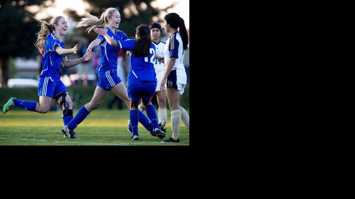 
Jazlynn Satkamp, center, kicked the game-winning goal in the second overtime to push Modesto Junior College past Mendocino on Tuesday. 


