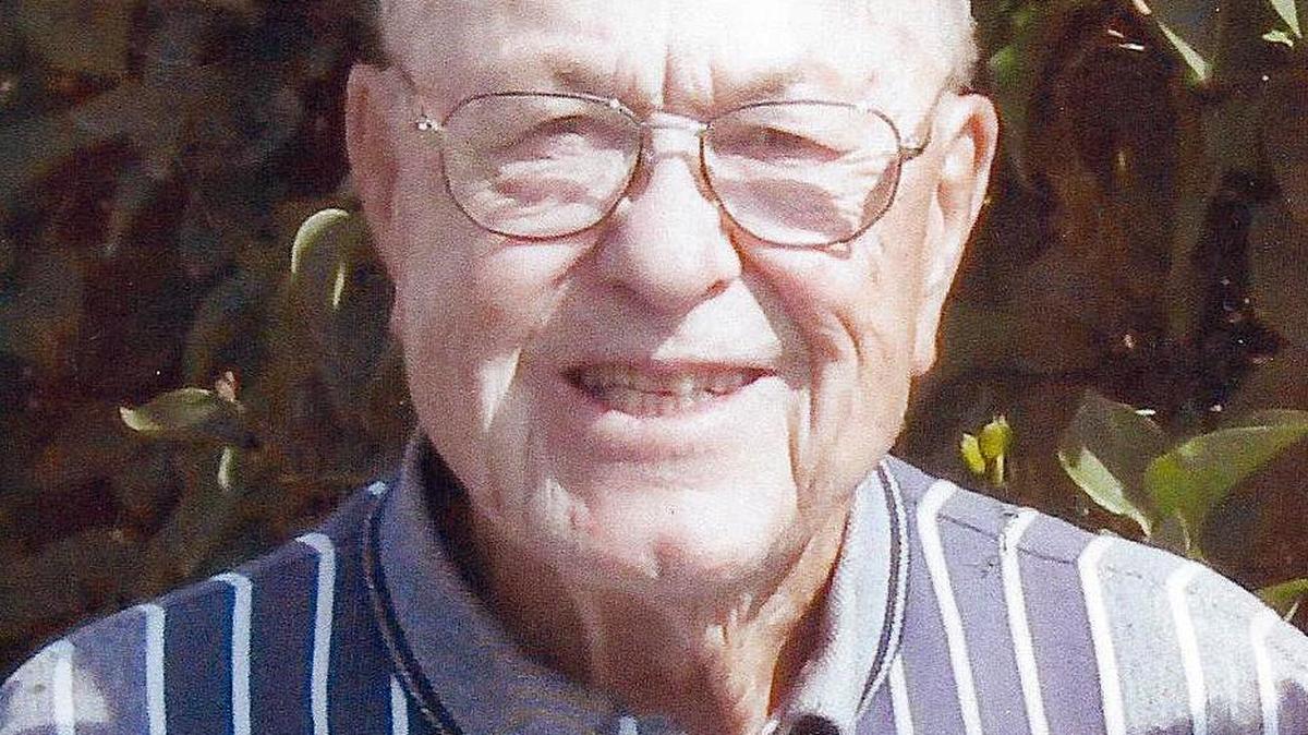 
Dean Sensenbaugh 
