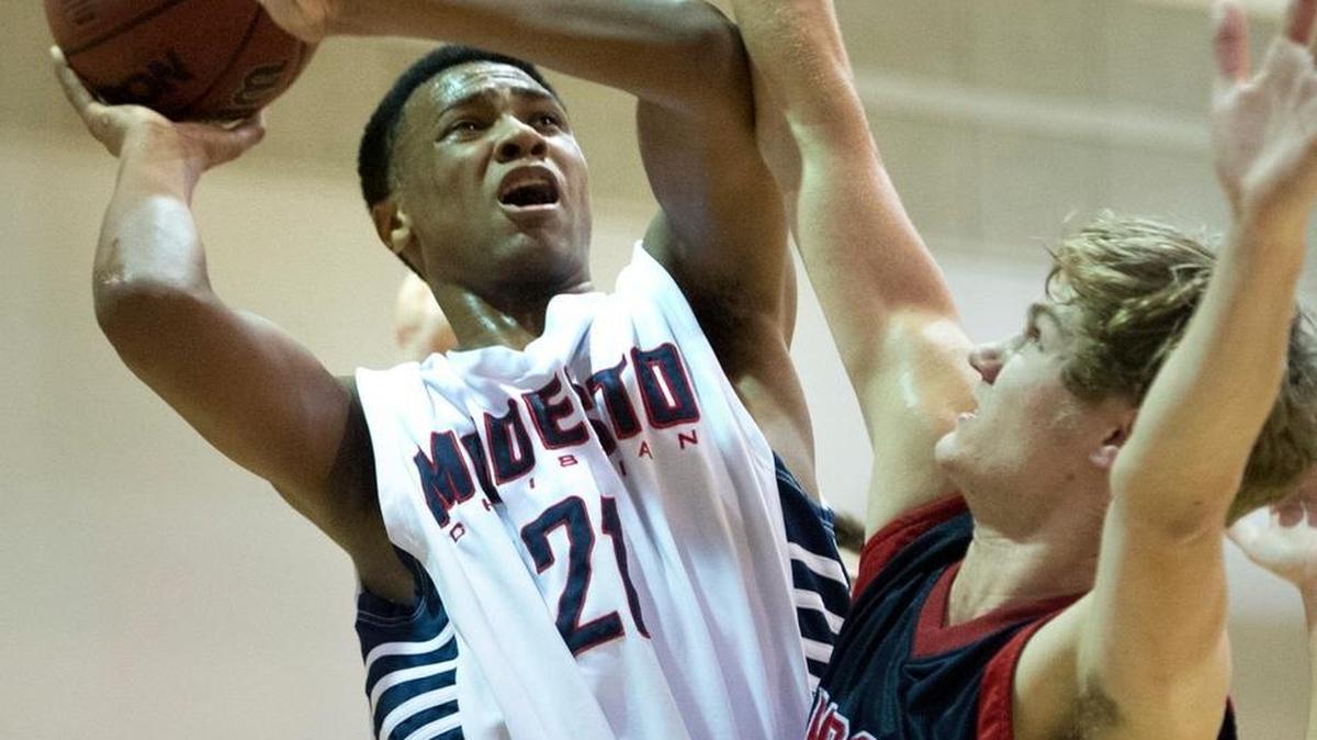 Jordan Hollins-Buckner drives to the basket during the championship game against Campolindo of Moraga in the MC Holiday Hoop Classic at Modesto Christian High School in Modesto last December. Campolindo won the game in overtime 72-63.