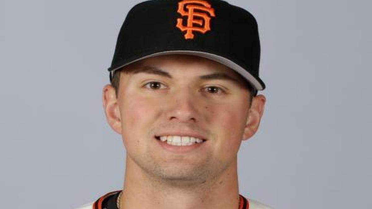  The Giants’ Joe Panik made a memorable play in Game 7 of the World Series.