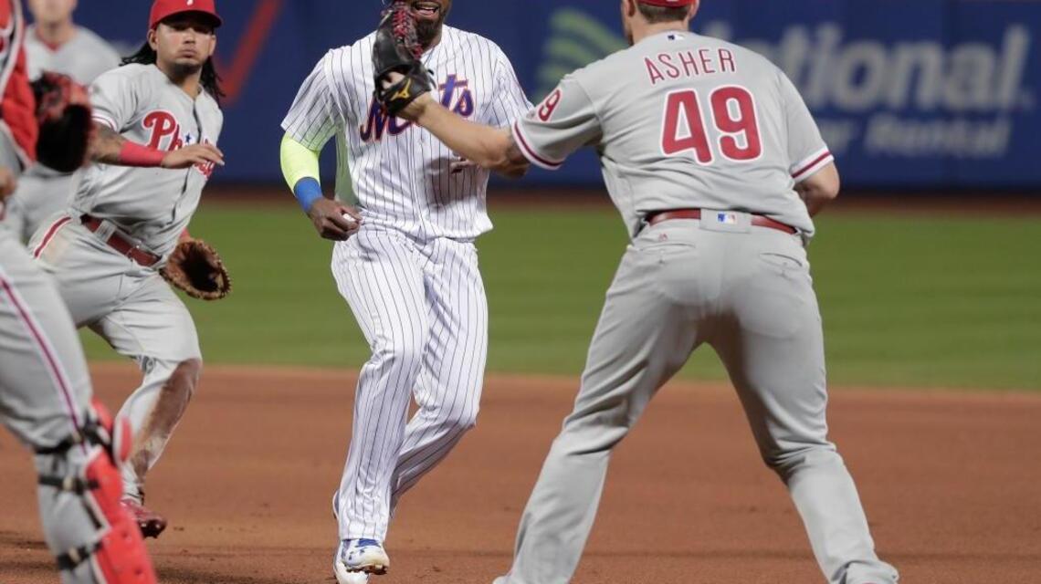 A look at baseball’s wild-card races
