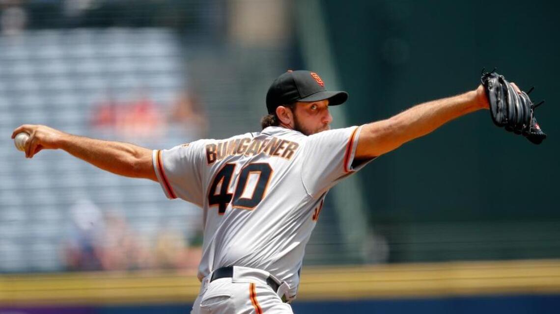 Have a day: Giants ace Bumgarner does it all in win over Braves